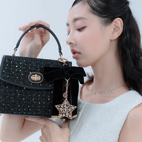 【Holiday Collection】ベロアリボンビジュースターチャーム(品番:FA38398)